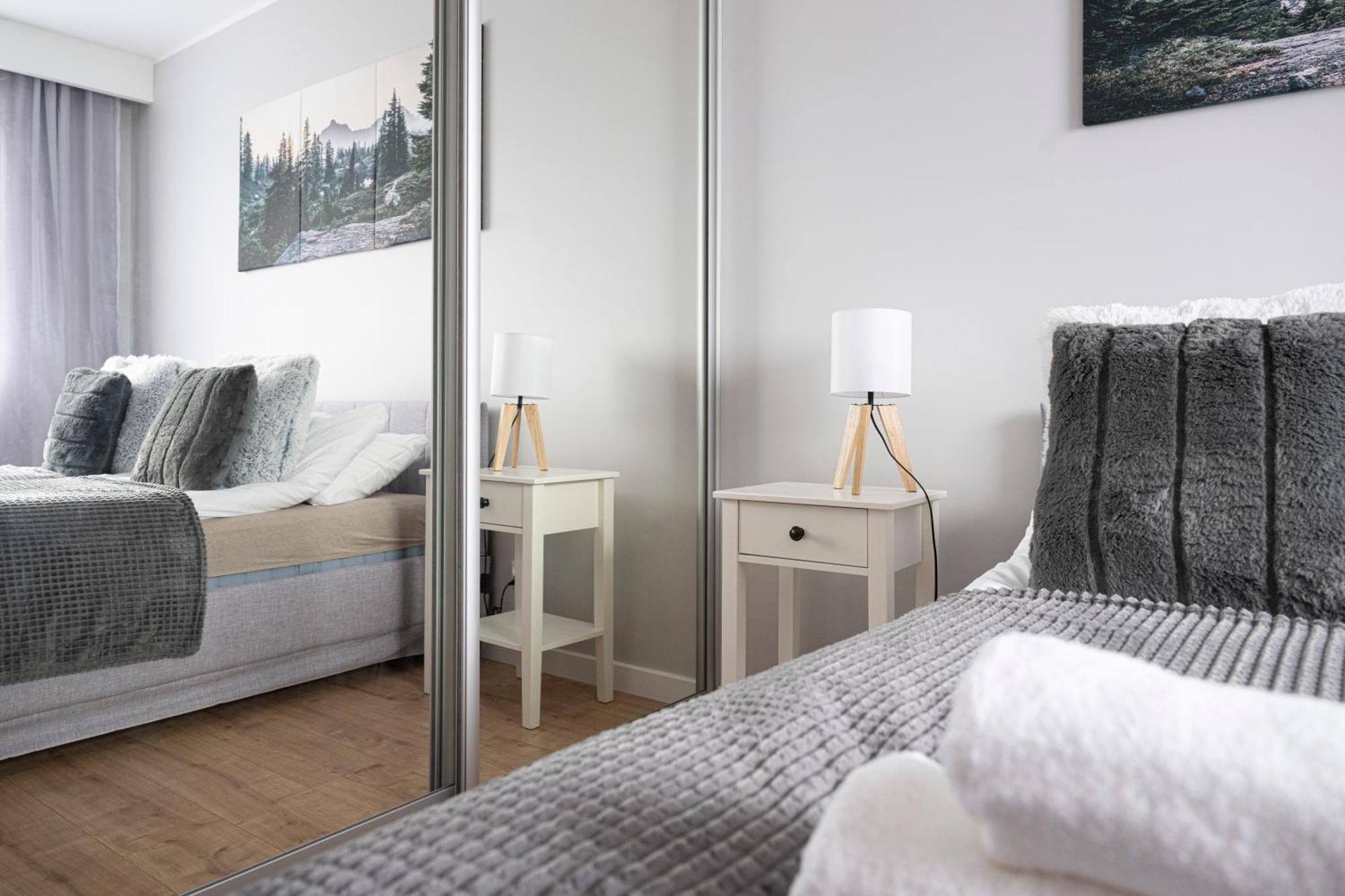 Apartamenty Deluxe Гданськ Екстер'єр фото