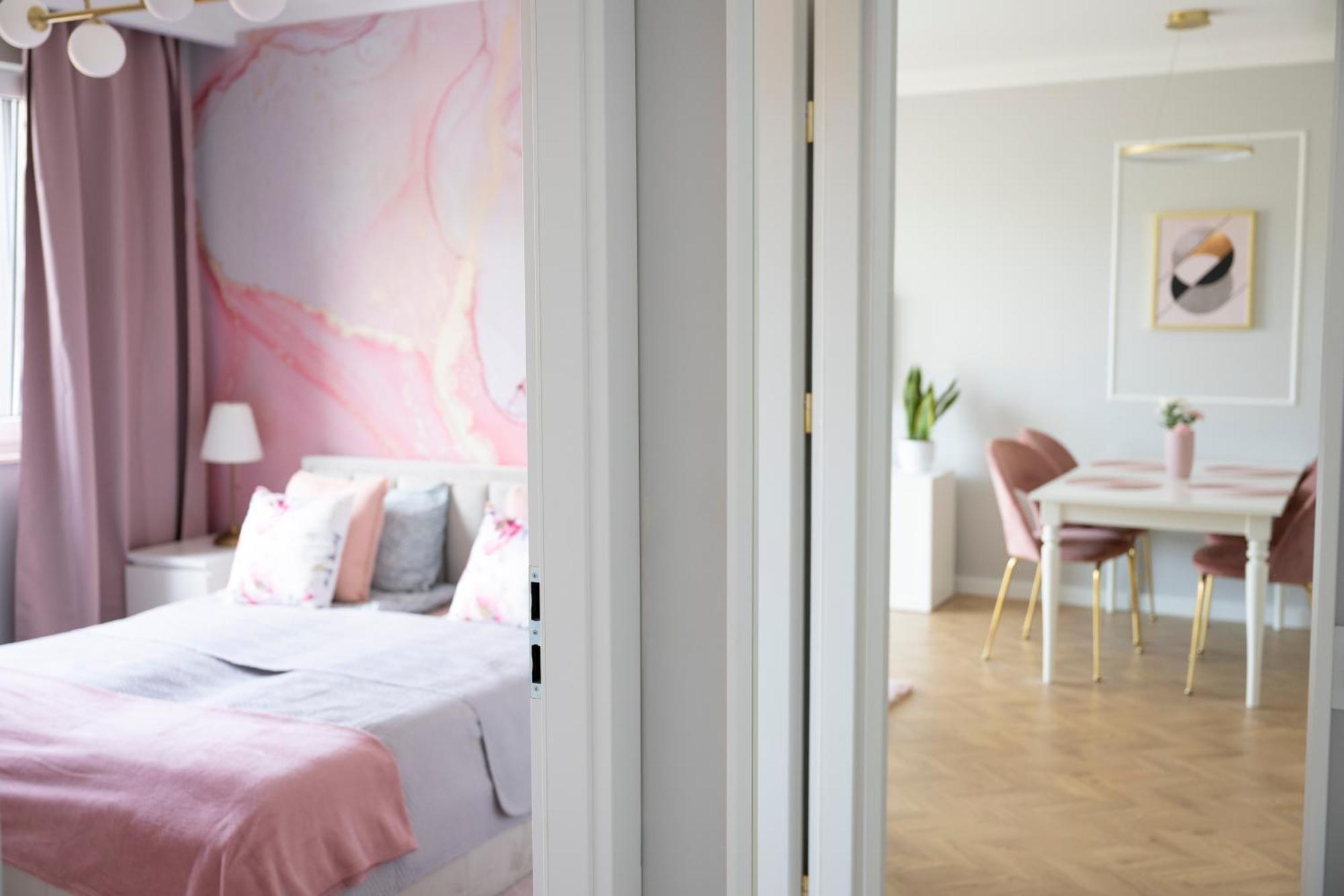 Apartamenty Deluxe Гданськ Екстер'єр фото